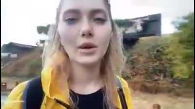 Протри линзу ещё раз