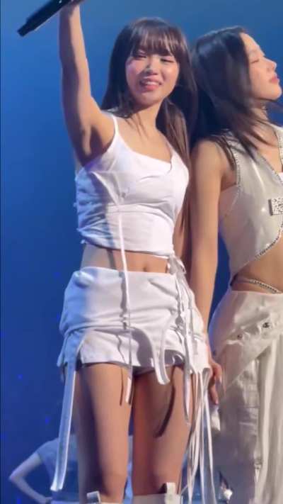 LE SSERAFIM - Chaewon