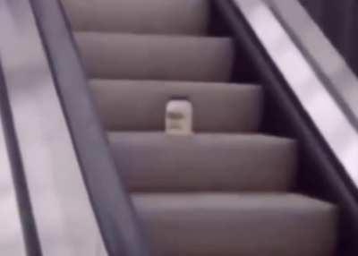 Mayonnaise on at escalator
