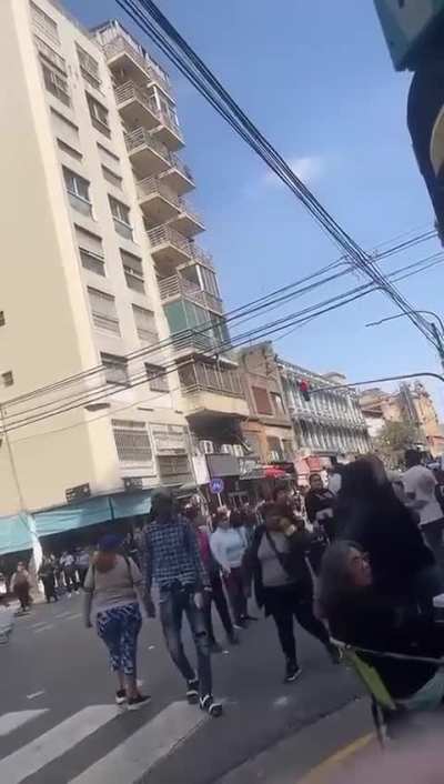 Once: Amplio operativo policial durante la protesta de vecinos en contra de los manteros