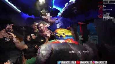 o luva levantou o speed enfiando o dedo no cu dele vsf