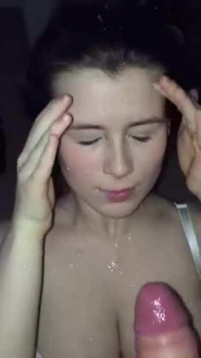 Amateur Hotwife Cumshot Facial