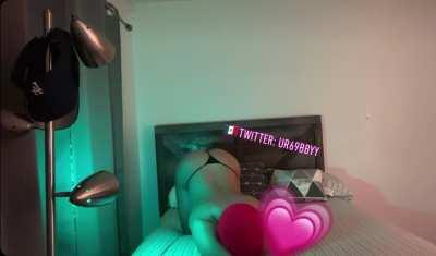 I’m waiting for you (21femboy)