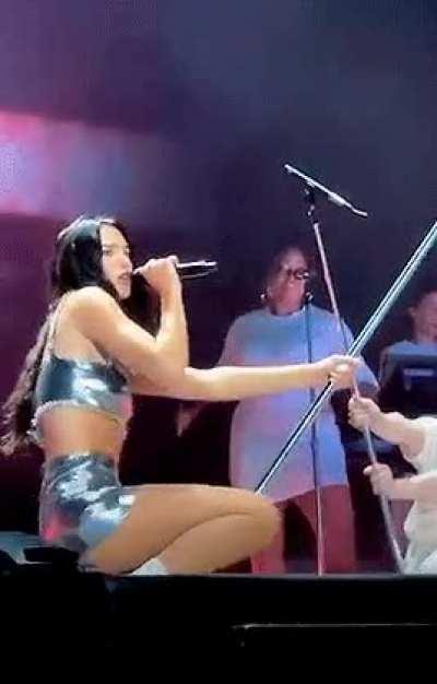 Desperately want to ride a bud just like this for Dua lipa till he cums in my ass