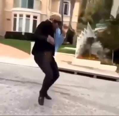 When I see Bruce stream noti