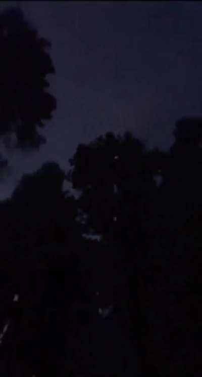 Avistaron un objeto extraño descendiendo en la ciudad de Córdoba