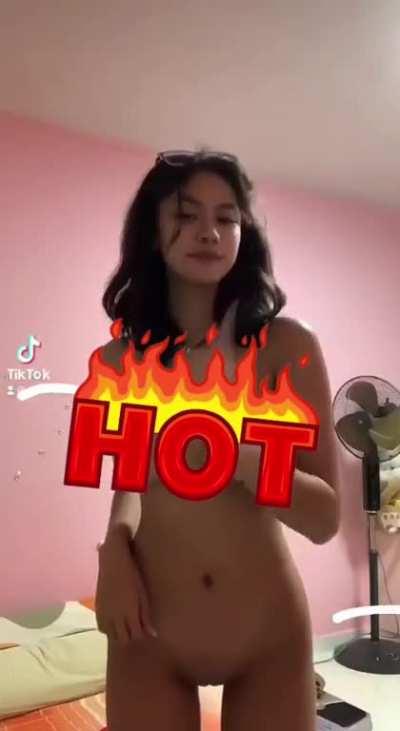 ramai minat ni. jom masuk private group koleksi2 bogel sedap.