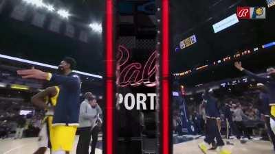 [Highlight] Oshae Brissett with the hand behind the head slam!