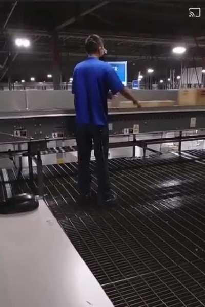 Trabajando como esclavo...