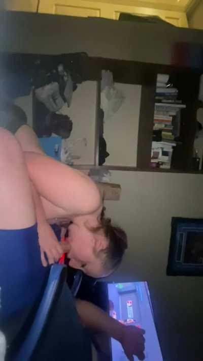 Amateur girl is in love with his cock