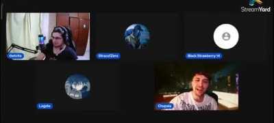 Con este tesoro sagrado yo invoco, al general divino Dalas