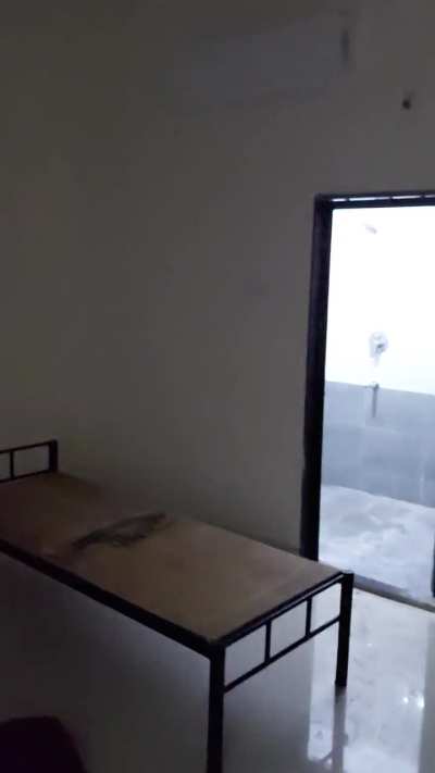 Rate the hostel room out of 10