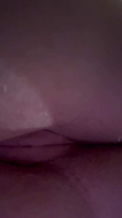 Mind if i have a seat here?🥰