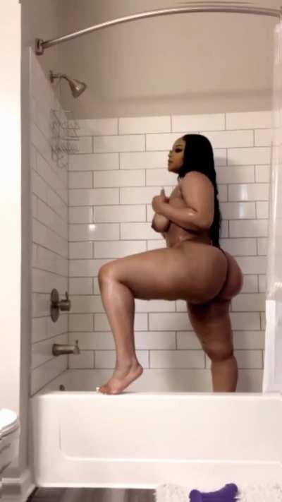 ⛈️ Stormiiy wants you to join her 🚿