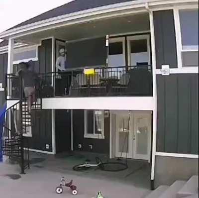 Tem criança que não dá pra defender as vezes