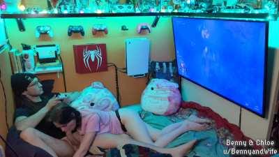 [Kik: Tommy160798] Would be a great gaming night with a bud