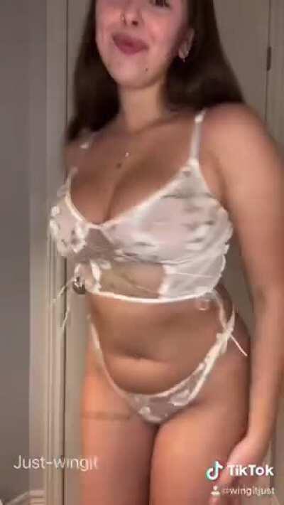 [OC] I think this lingerie set is super cute, do you like it?