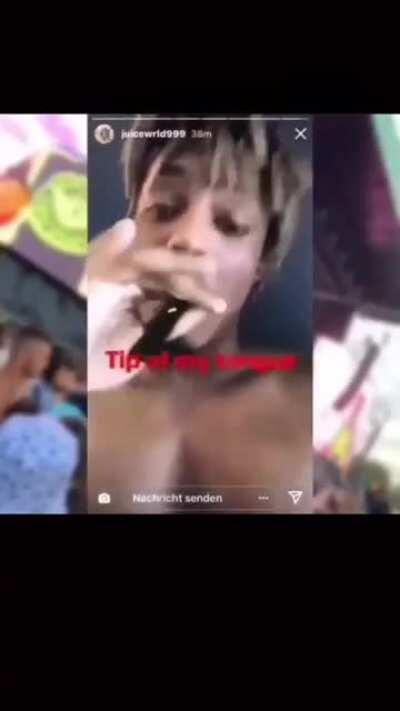 Juice WRLD just vibing to some Lil Peep