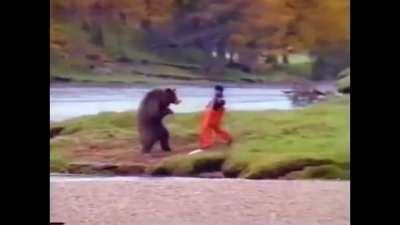 Oo no save her .... Huh WTF