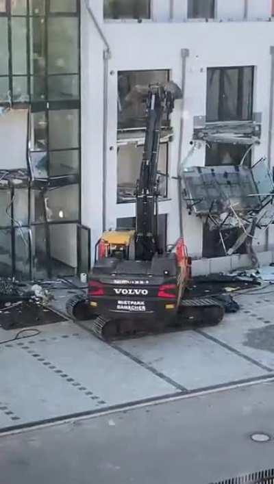 Guy got mad for not getting paid. Poor Guy.