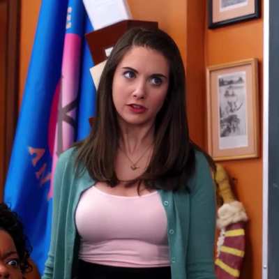 Annie making two large points