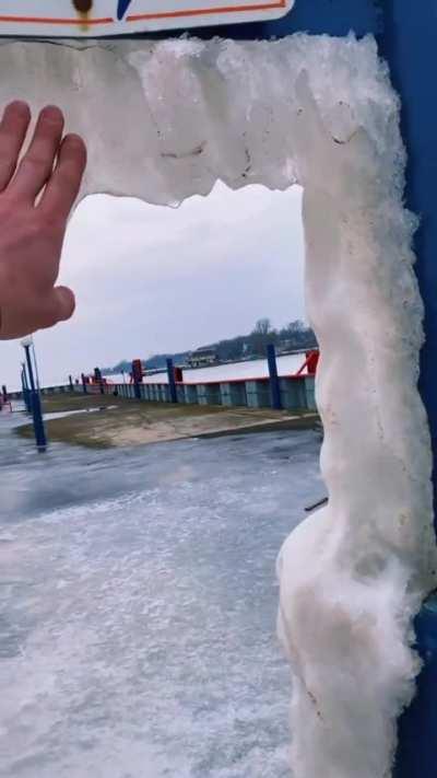 Satisfying ice breaking!