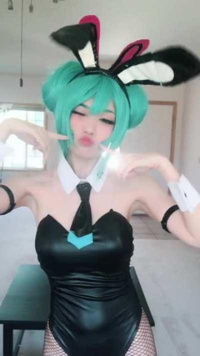 Added Emiru's post flair