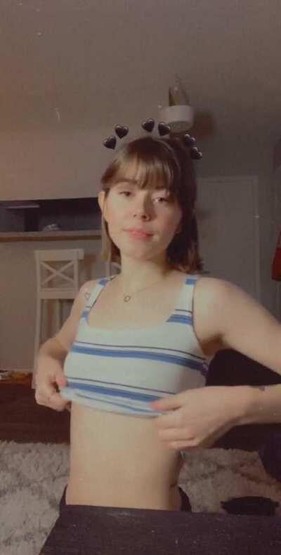 My first titty drop with face 🙈