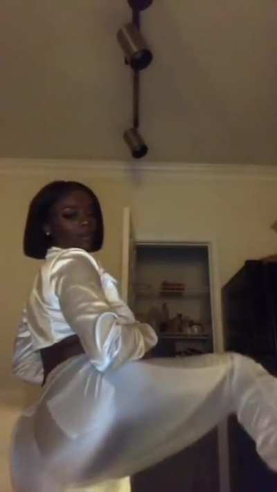 Back At The Crib, Showin That Outfit.