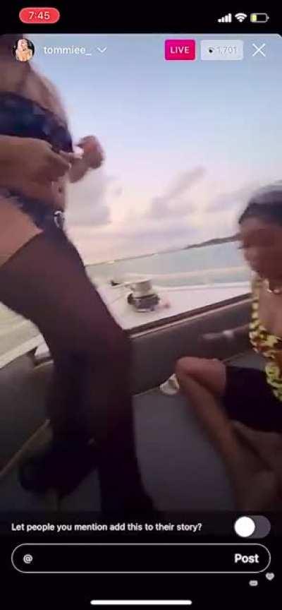 Twerking b4 the tussle 1