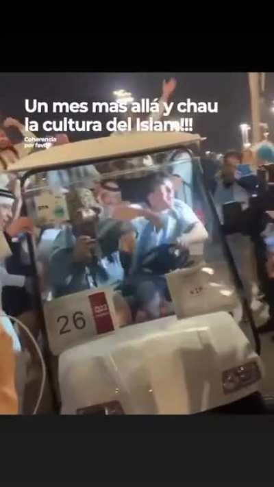 Siempre yo te sigo a todas partes...