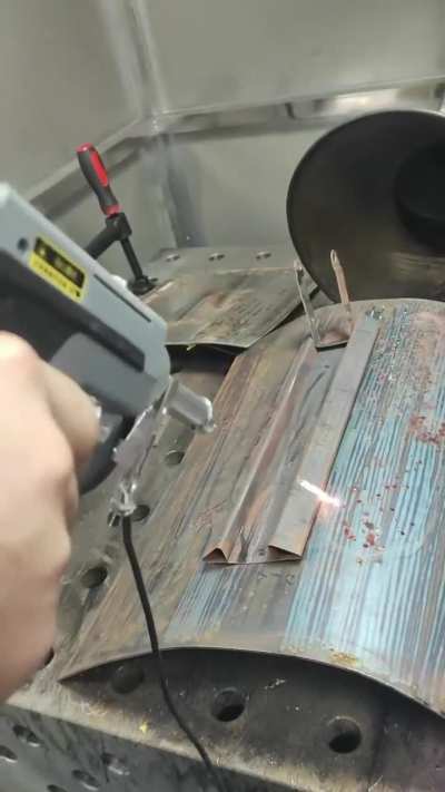 700W Laser Cleaning Machine — 3-in-1 Welding, Cutting & Cleaning