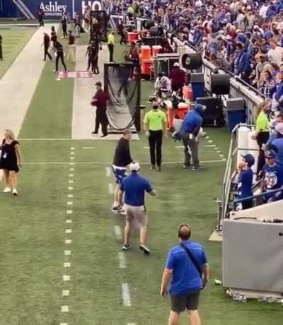 WCGW trying to run on the pitch?