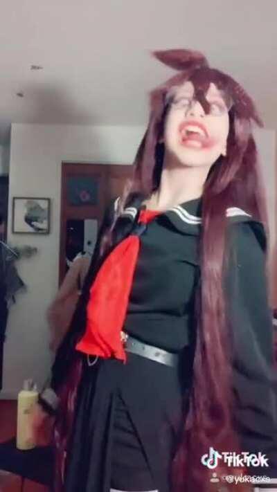 People unironically blow this shit up like it's so attractive and cool