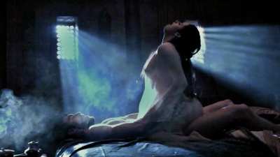 Jeanine Mason in Of Kings and Prophets [S1E1-2016]