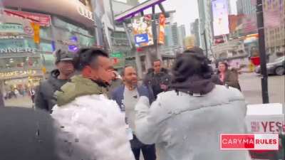 Busker demands Street Preacher turn his mic down