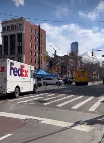 Hey I’m walkin’ over hereeeaa