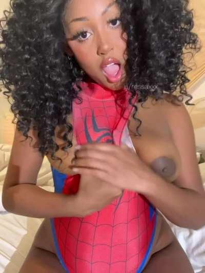 some spidergirl tits to brighten your day