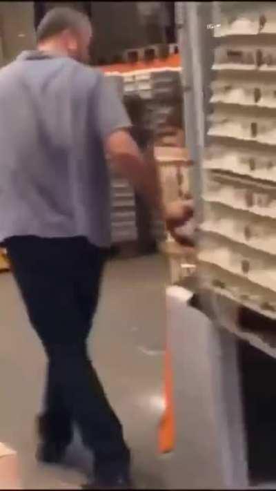 Hate to be the one who has to clean that mess