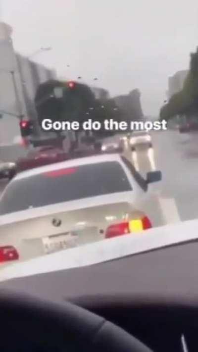 this song is a need!! hopefully it comes grail summer 🙏🏼🙏🏼