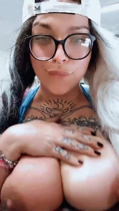 Couldn't resist showing you guys my big milf tits in my work van.😜