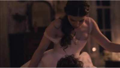 I want Hailee Steinfeld to straddle me