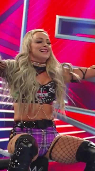 Liv Morgan (MIC)
