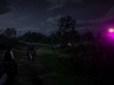 What is this weird yellow and pink light?