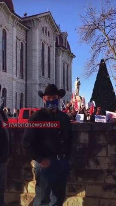 Trump supporter comes from a long line of losers