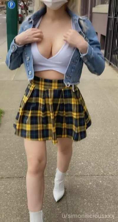 Stacked student flashes her tits on the street