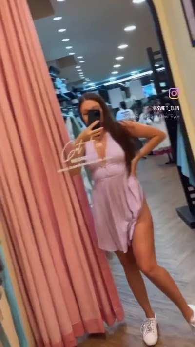 Elin (@swet_elin)