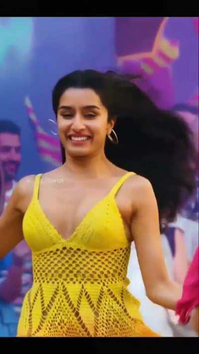 Shraddha Kapoor hottest avatar yet. All the good stuff combined ( best quality ) 🍑🥵👅👙💦💣