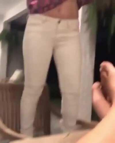 HMC as I dance on this chair