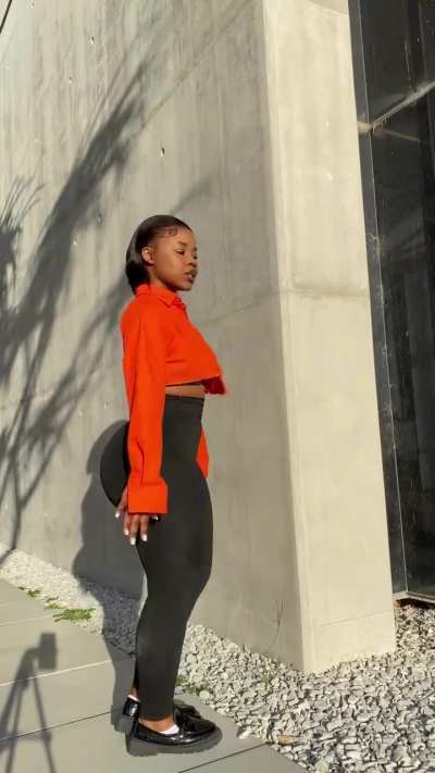 Orange and black 🔥